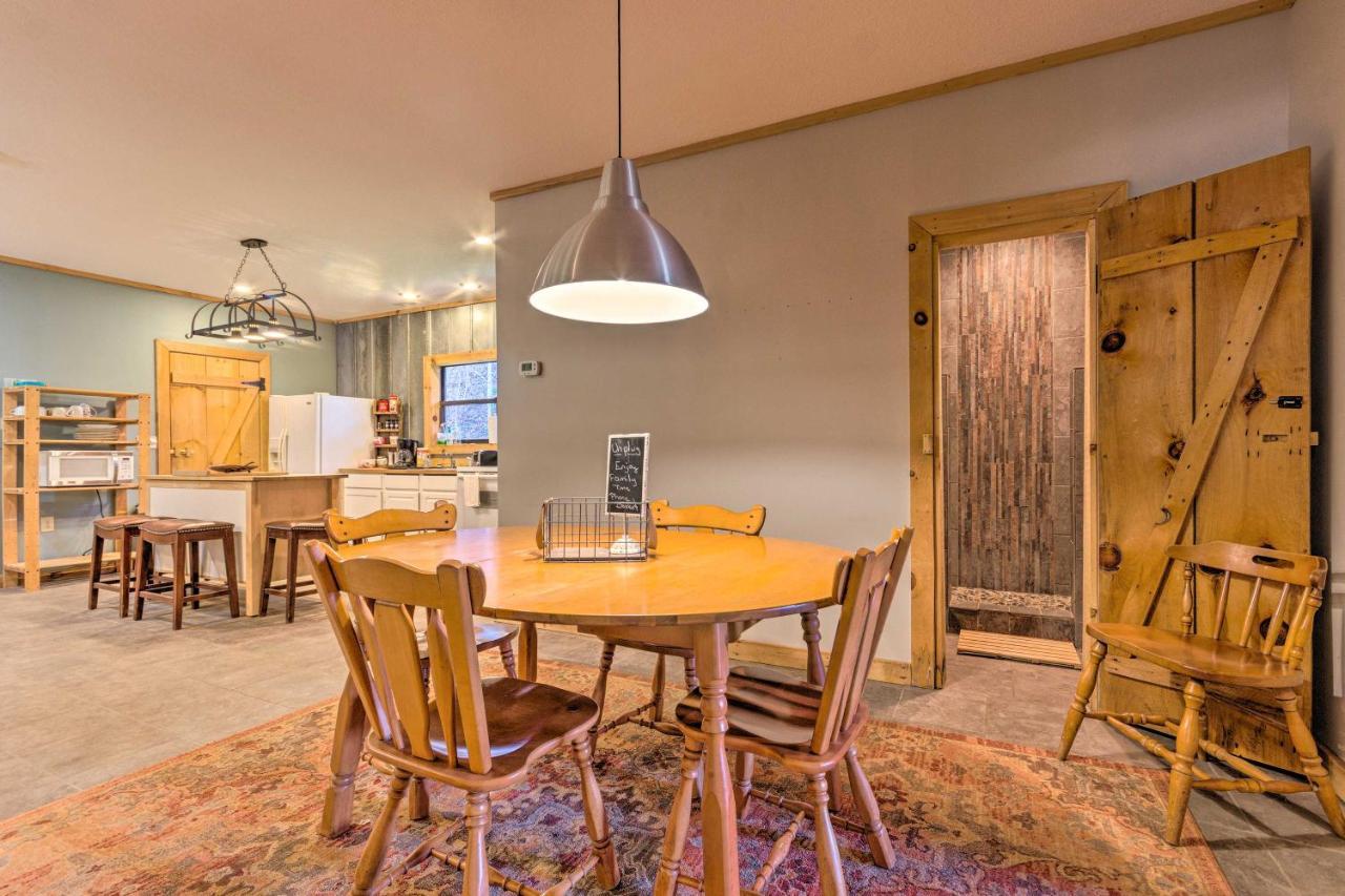 Pet-Friendly Blue Ridge, Cherokee Forest Retreat! Грінвілл Екстер'єр фото