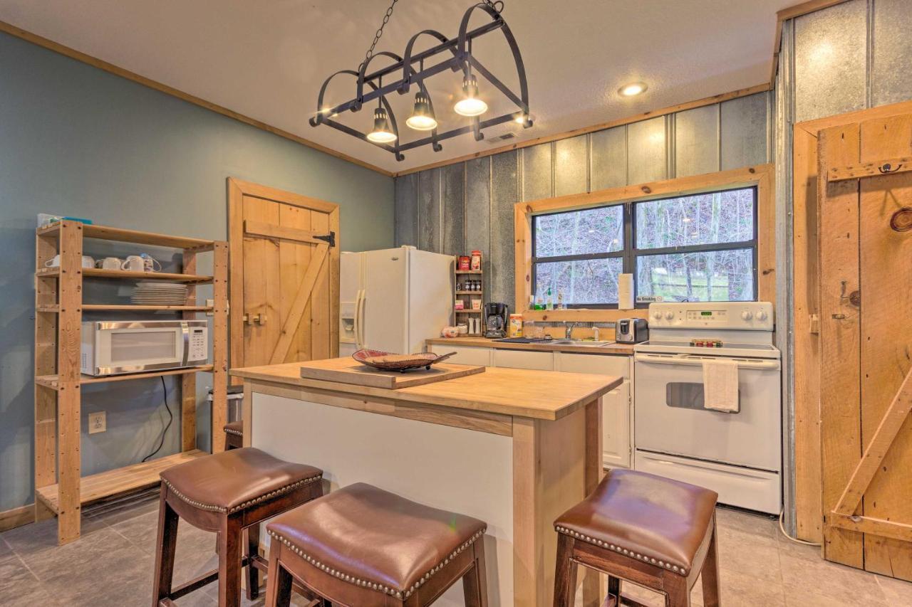 Pet-Friendly Blue Ridge, Cherokee Forest Retreat! Грінвілл Екстер'єр фото